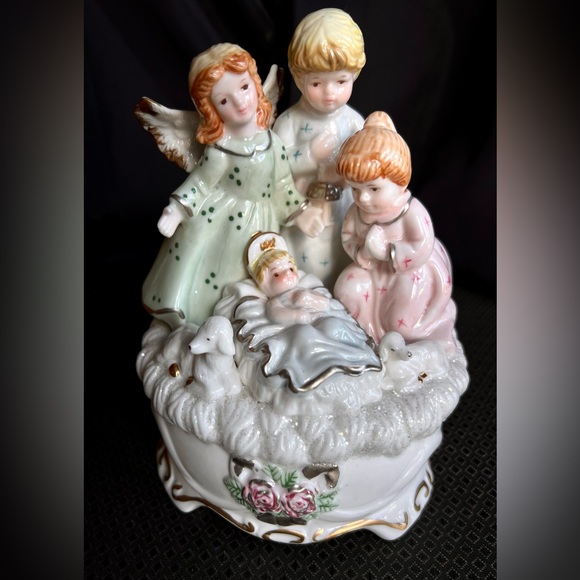 Music Box Angel Nativity by Cracker Barrel Oh Come All Ye Faithful vintage - Picture 12 of 13